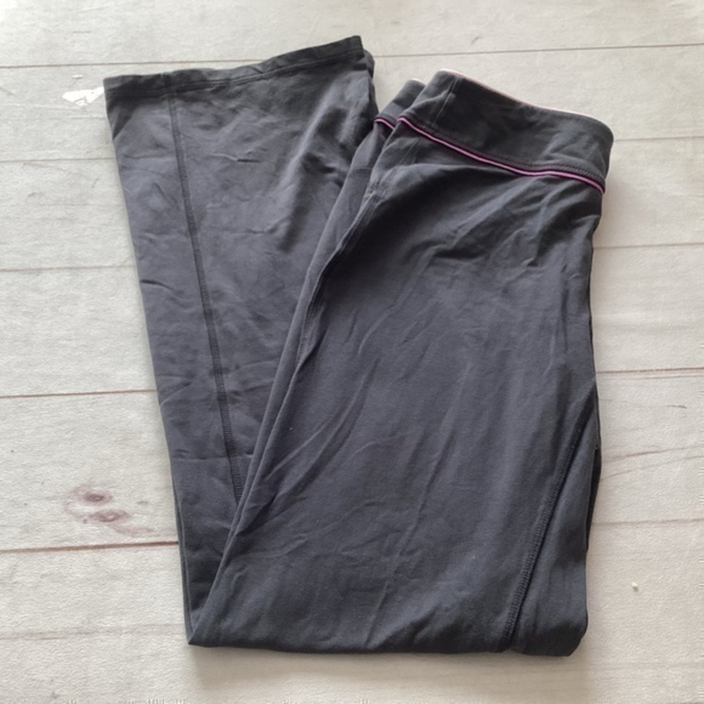 Avia leggings size Medium